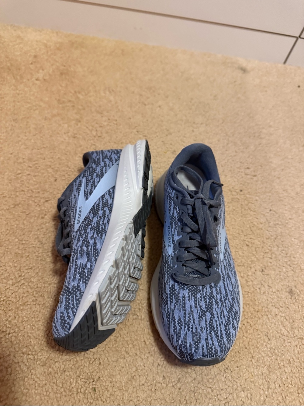 Brooks Launch 7 Women's Running Shoes Blue Gray White Size 5.5 B